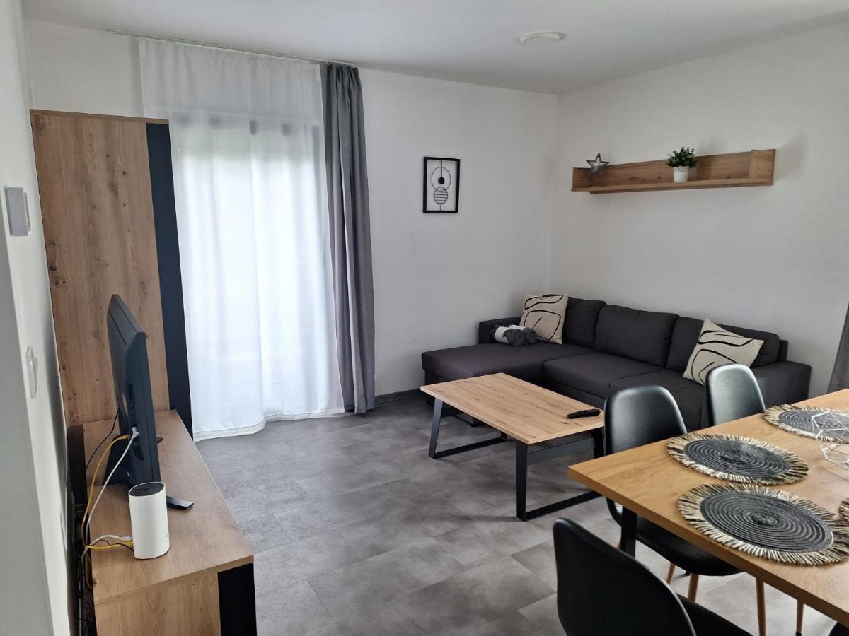 Mb Apartmany Lipno Lipno nad Vltavou Bagian luar foto